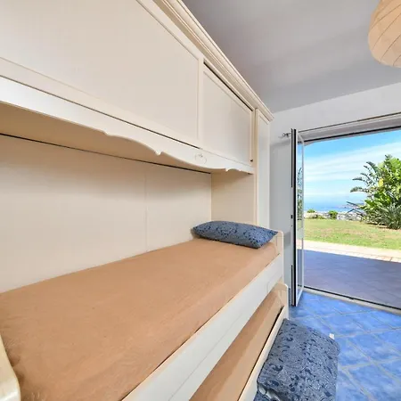 Charming Panoramic Paradise View Willa *